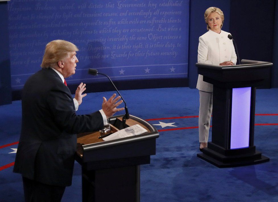 Trump a Clintonová se spolu utkali ve třetí debatě.