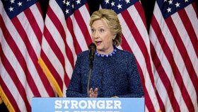 Hillary Clintonová promluvila v pátek na půdě střední školy v Iowě.