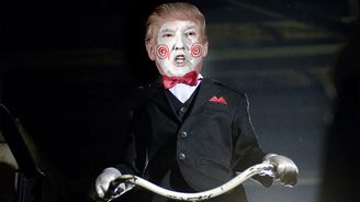 Je Donald Trump ve skutečnosti masovým vrahem z hororu? Podívejte se na vtipně udělané koláže