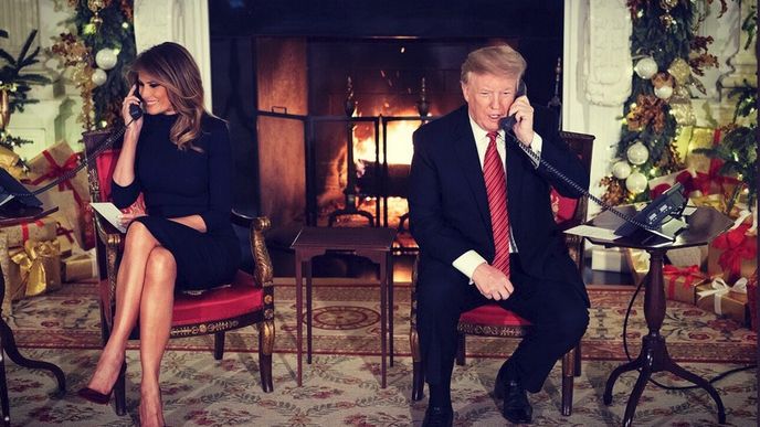 Část štědrého večera strávili manželé Trumpovi tefonováním s americkými dětmi.