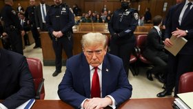 Republikánský prezidentský kandidát a bývalý prezident USA Donald Trump u soudu v New Yorku (23.4.2024)