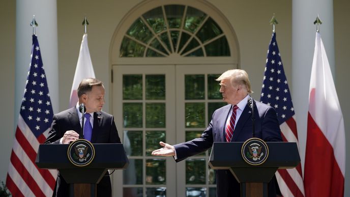 Setkání amerického prezidenta Donalda Trumpa s polským prezidentem Andrzejem Dudou