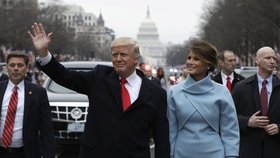 Bezpečnostní tajemství Trumpovy inaugurace: Hlídali ho bodyguardi s umělýma rukama?