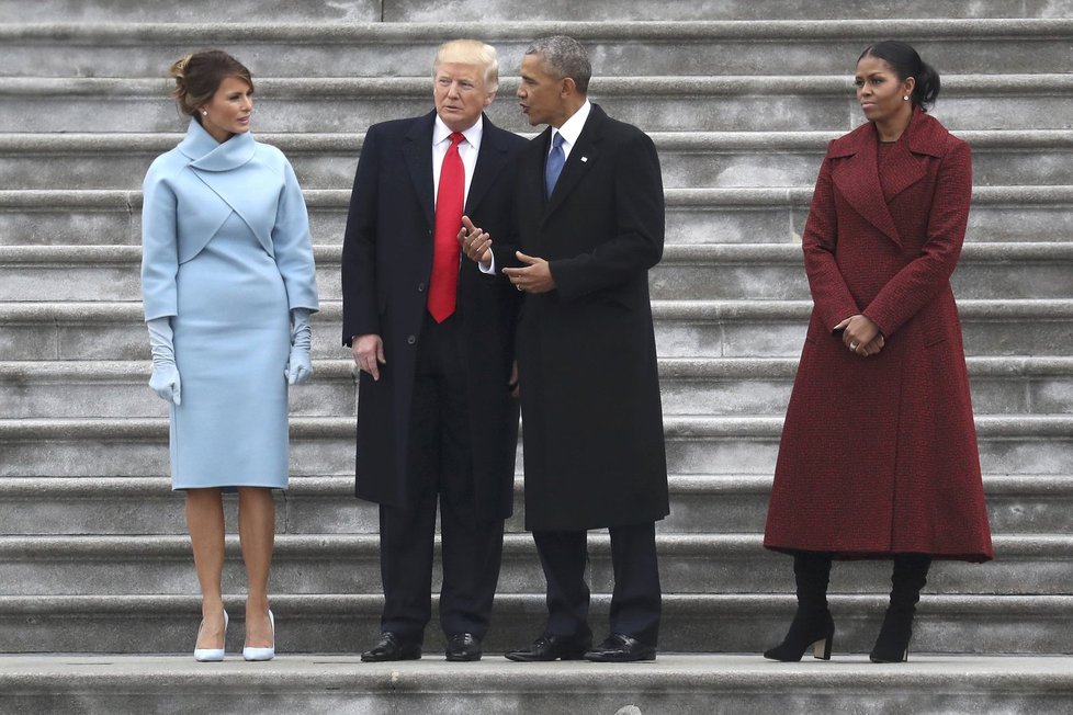 Michelle Obamová si páteční ceremoniál očividně neužívala.