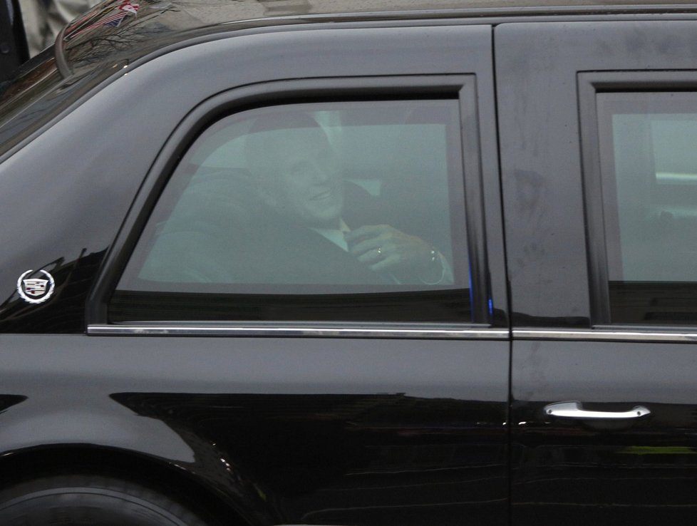 Viceprezident Mike Pence v limuzíně