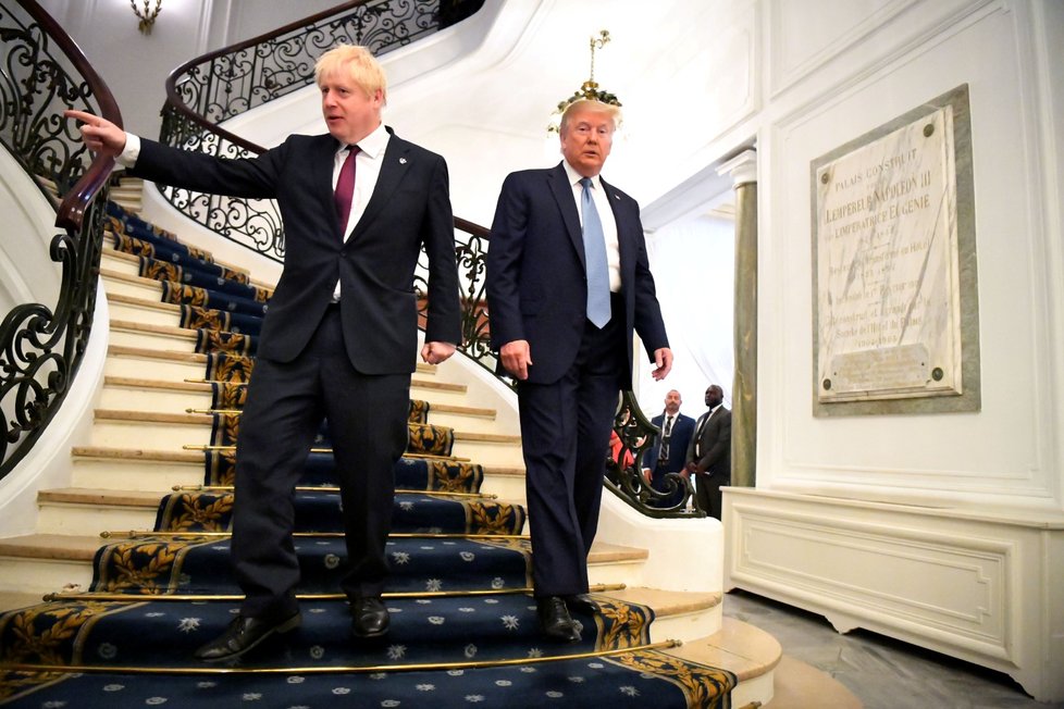 Trump Johnsonovi přislíbil po brexitu velkou obchodní dohodu ((25. 8. 2019)