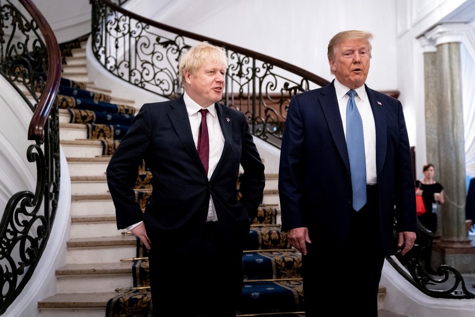 Trump Johnsonovi přislíbil po brexitu velkou obchodní dohodu (25. 8. 2019).