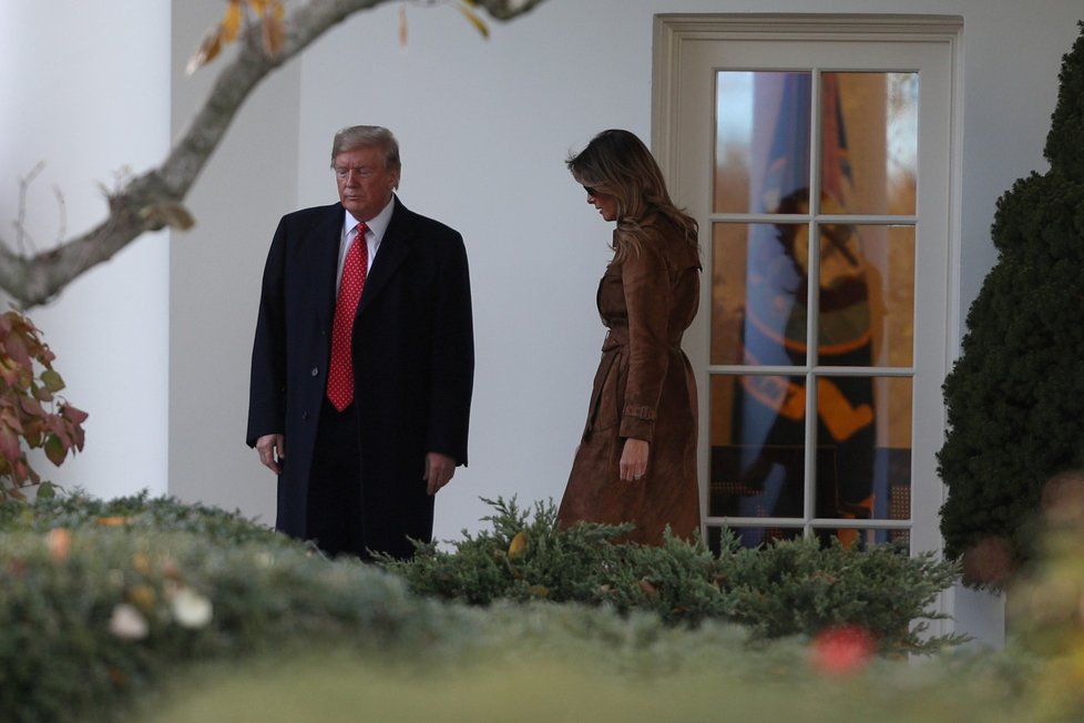 Trumpovi odjeli na Díkuvzdání na dovolenou