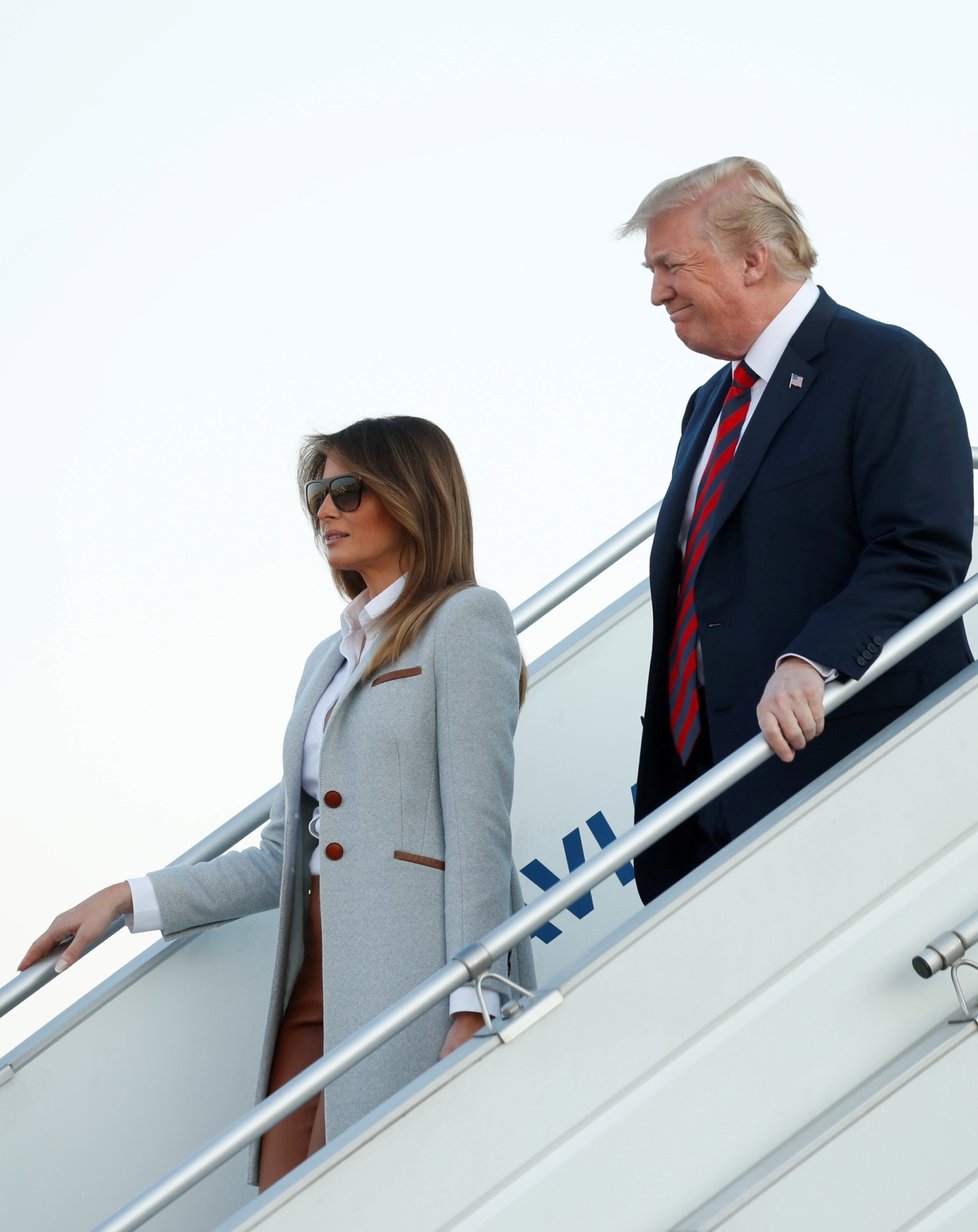 Americký prezident Donald Trump a jeho žena Melania dorazili do Helsinek (15. 7. 2018)