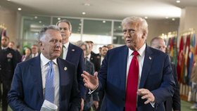 Donald Trump se svým zvláštním vyslancem Stevem Witkoffem v OSN (23. 9. 2025).