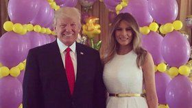 Donald s Melanií dorazili na velikonoční mši
