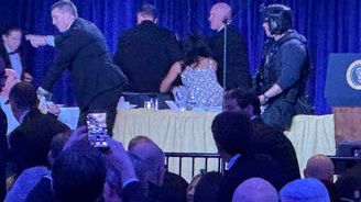 Atentátník cestoval z Kalifornie s brokovnicí. Cílem střelby ve Washingtonu byla americká vláda Atentátník cestoval z Kalifornie s brokovnicí. Cílem střelby ve Washingtonu byla americká vláda