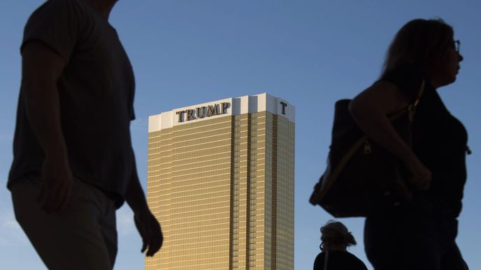 190 metrů vysoký Trump International Hotel v Las Vegas