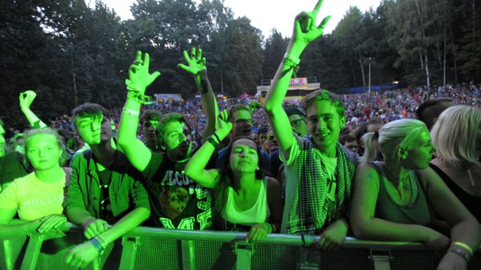 Festival Trutnoff se letos bude muset obejít bez původně avizovaného Čechomoru i Davida Kollera. (ilustrační foto)