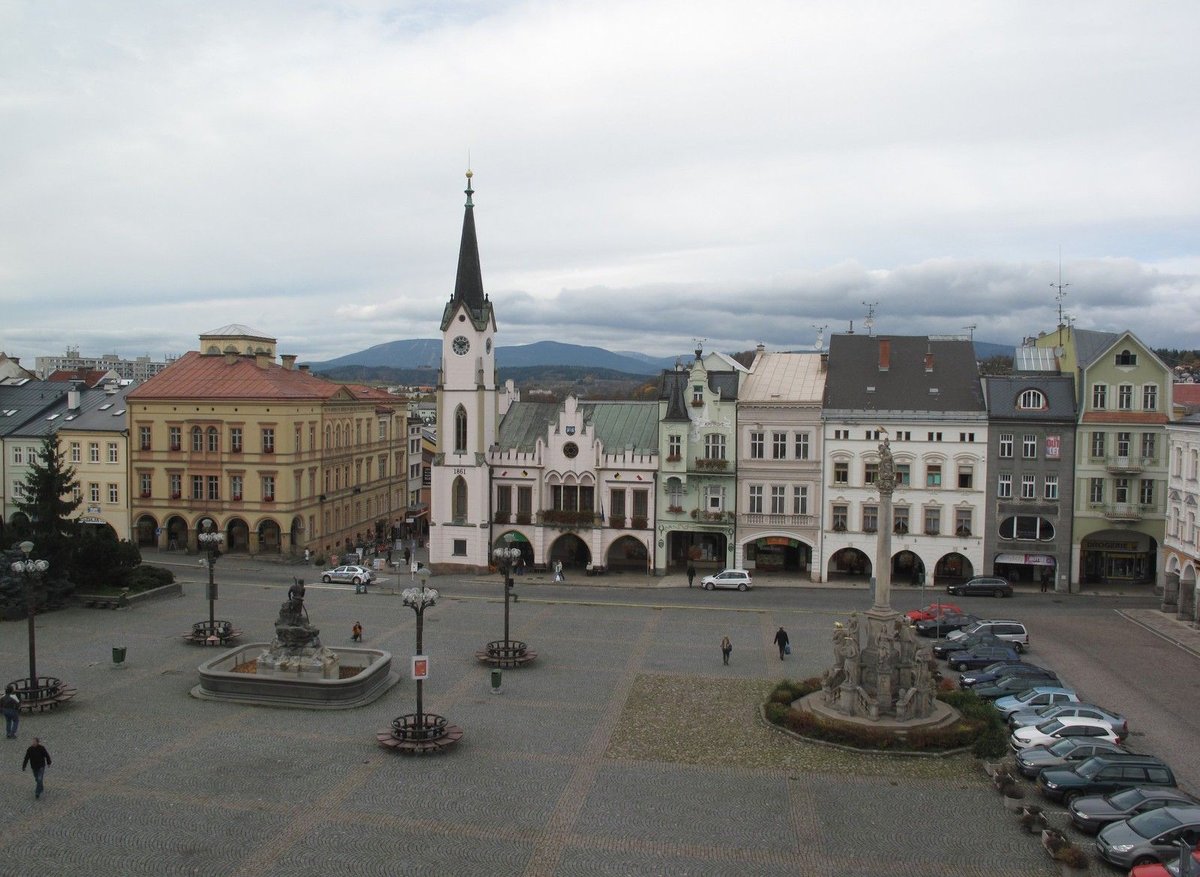 Trutnov - Pátek 26. října, 12 hodin