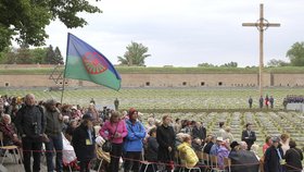 Tryzna v Terezíně za oběti nacistického režimu (15. 5. 2016)