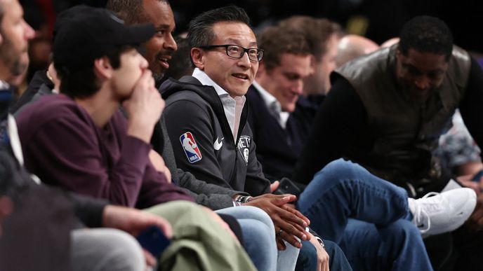 Nový předseda představenstva Alibaby Joseph Tsai vlastní basketbalové Brooklyn Nets.