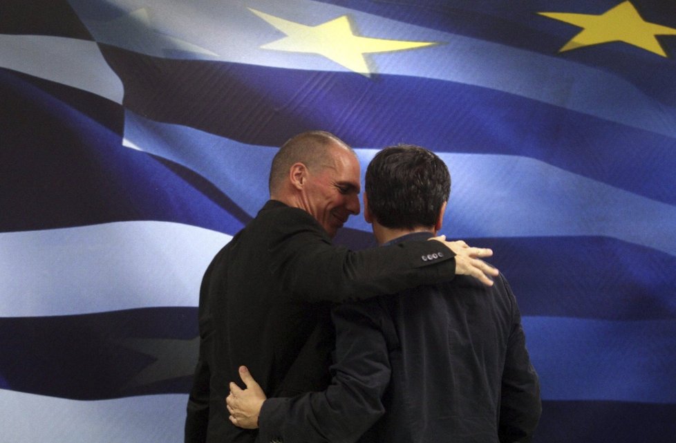 Varufakis se svým nástupcem v úřadu řeckého ministra financí Tsakalotosem