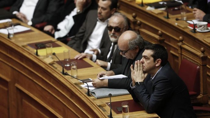 V popředí Alexis Tsipras