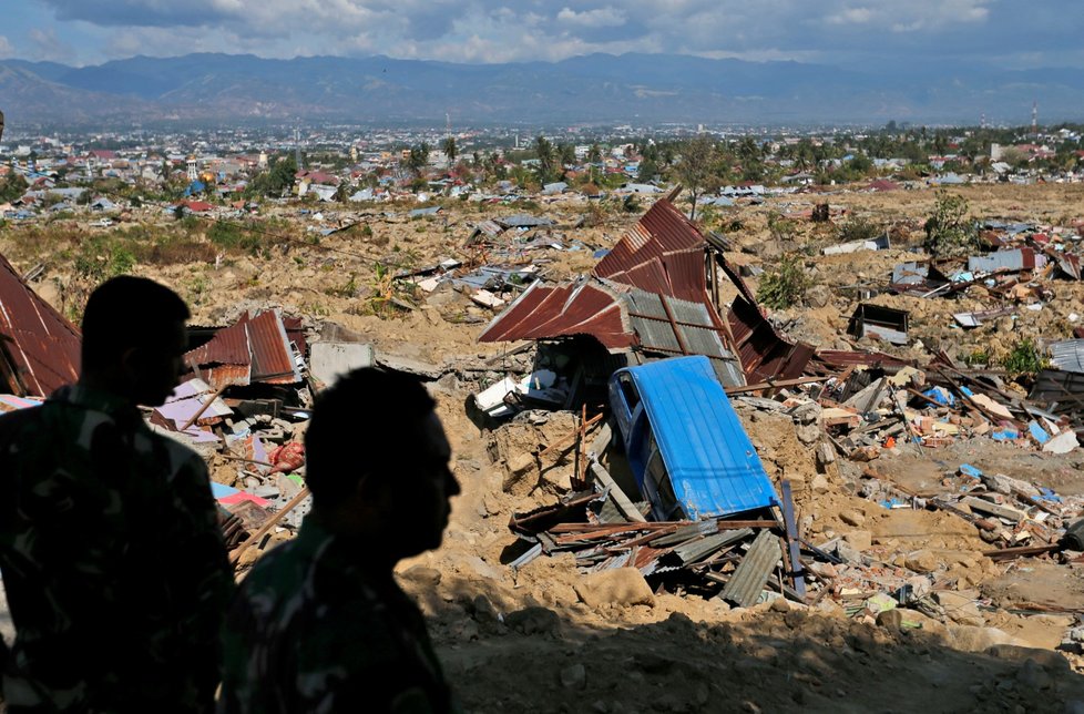 Tsunami a zemětřesení v Indonésii