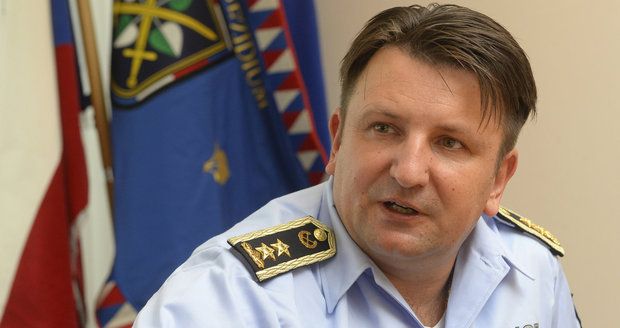 Měla reorganizace policie „sundat“ Šlachtu? Žalobci stopli vyšetřování Tuhého