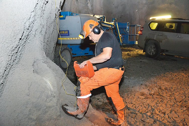 Ražba tunelu je závislá i na moderní počítačové technice