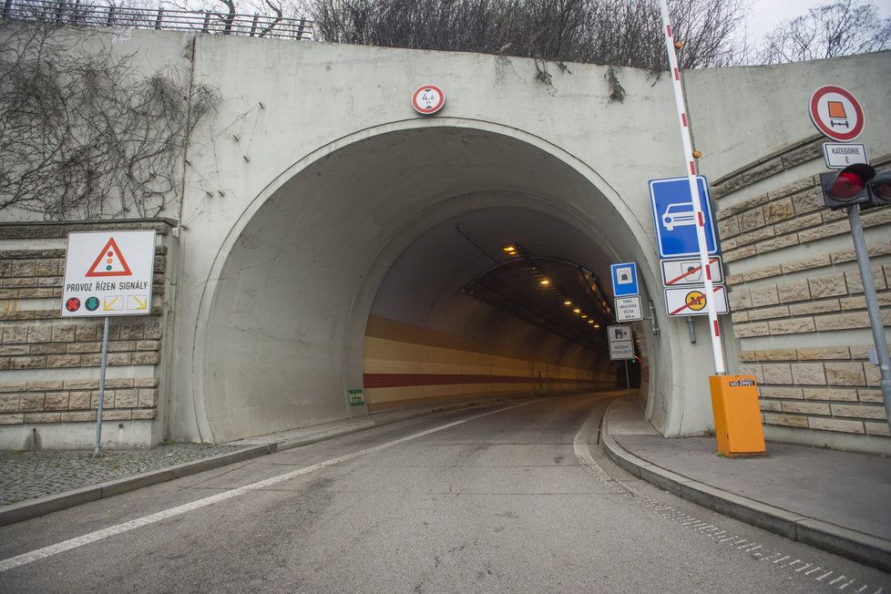 Tunel Mrázovka