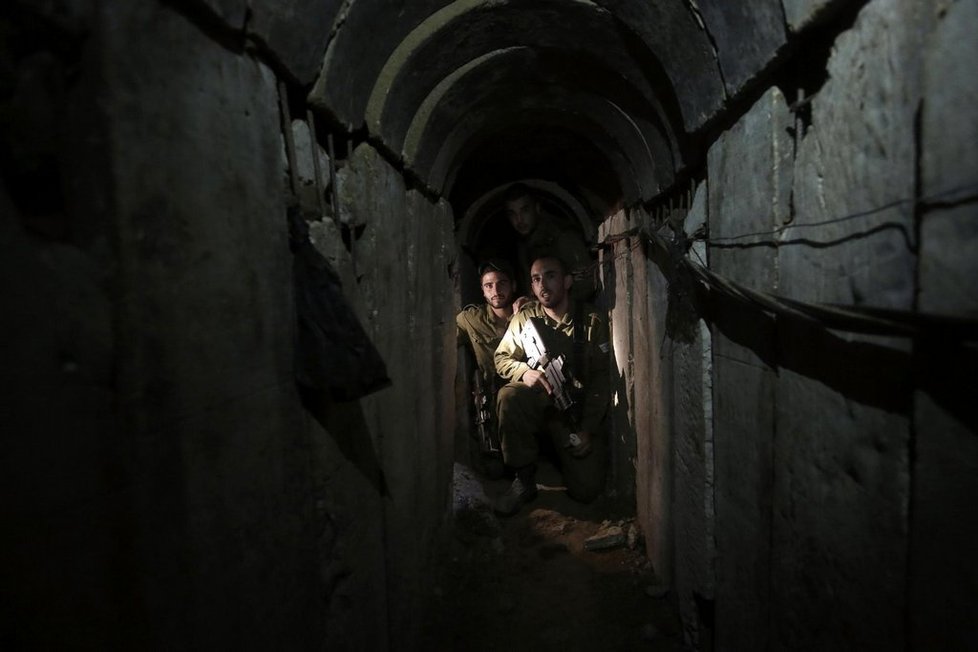 Tunely mezi Izraelem a Palestinou.