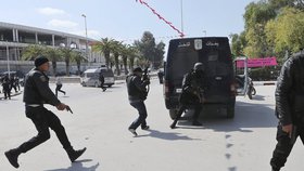 Místo teroristického útoku v centru Tunisu: Teroristé vraždili v muzeu.