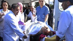 Zraněný turista při převozu do nemocnice