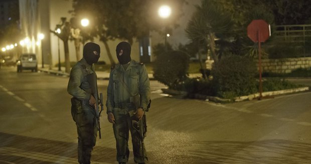 Turci zadrželi šest Nizozemců, kteří spěchali k teroristům