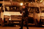 Útočník v Tunisu napadl sekerou policisty.