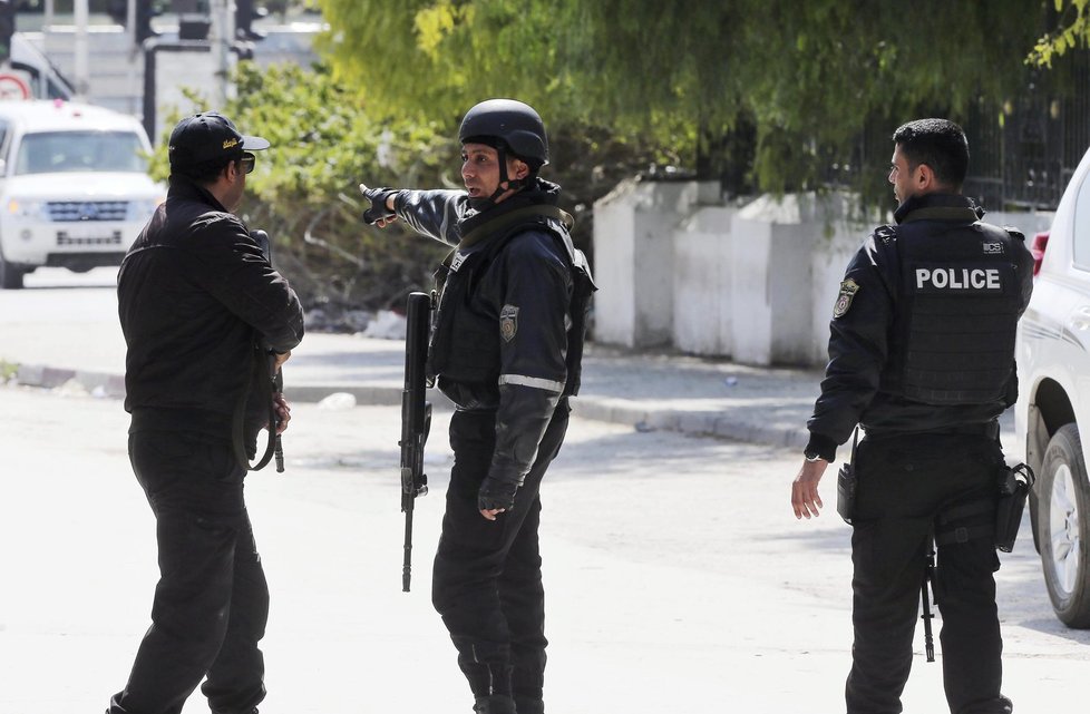 Teroristé povraždili v tuniském muzeu dvě desítky lidí