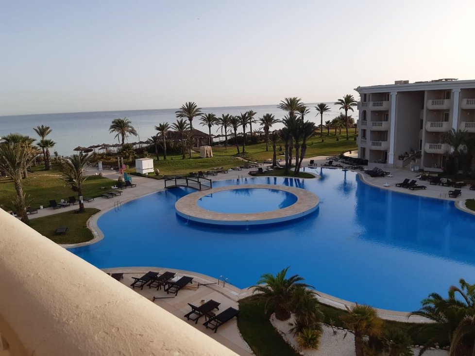 Tunisko láká na vysoké teploty, prázdné pláže i hotely Tunisko láká na vysoké teploty, prázdné pláže i hotely