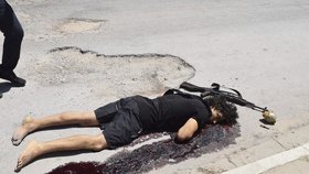 Řádění šíleného střelce ukončil tuniský policista.