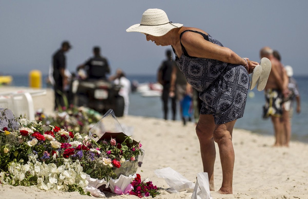 Mrtvým 38 turistům už nikdo nepomůže.