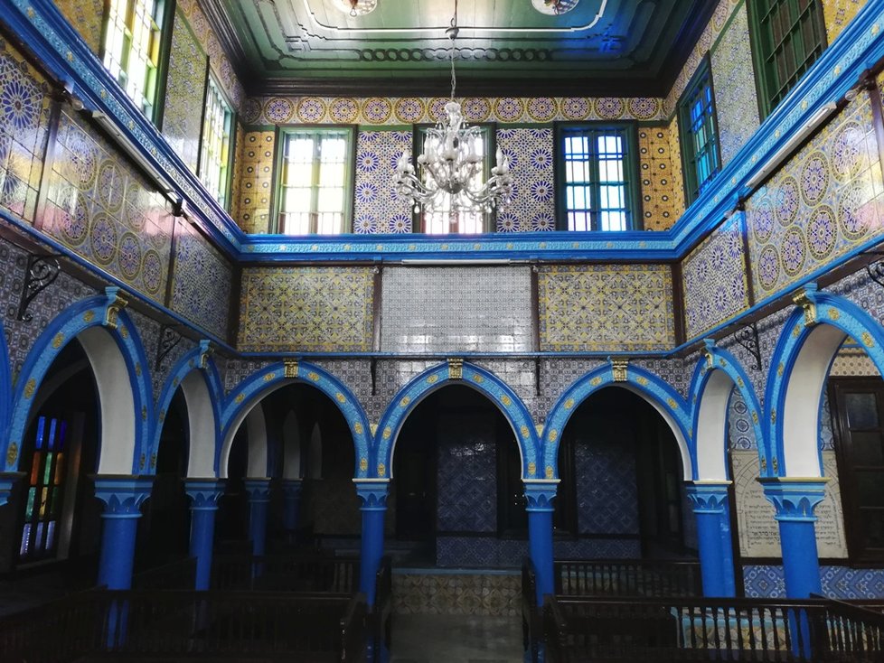 Minulost vás oslní také na Djerbě, v synagoze El Ghriba, jež je nejstarší synagogou severní Afriky.