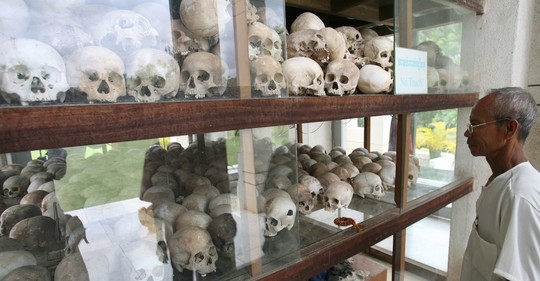 Šílená věznice S-21 komunisty Pol Pota je plná lebek: Mučení přežilo jen 12 z 16 000 uvězněných lidí