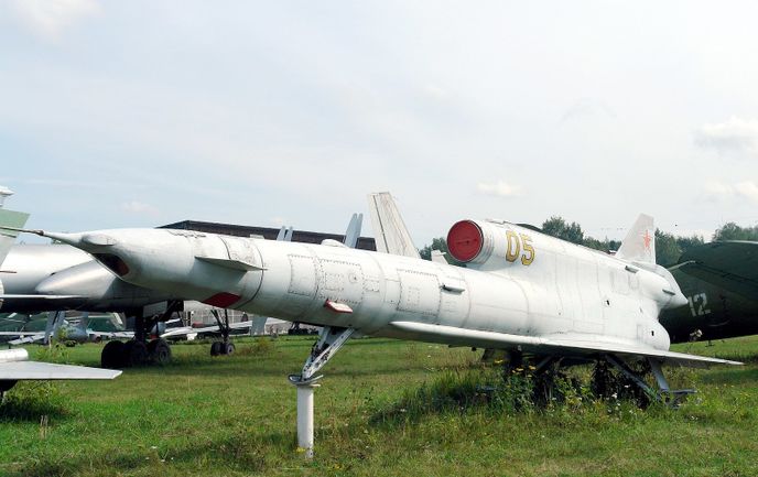 Dron Tupolev Tu-141