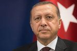 Erdogan vyhlásil v Turecku tříměsíční výjimečný stav.