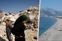 Turecko se po zemětřesení bojí o turisty: „Nezdráhejte se přijet, obětem pomůžete“