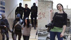 Turecko zatklo dva Čechy, kteří bojovali proti Islámskému státu. Jak to hodnotí novinářka Markéta Kutilová?