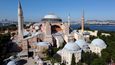 Turecký chrám Hagia Sofia, který slouží jako muzeum, se smí přeměnit na mešitu. (10.7.2020)