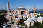 Turecký chrám Hagia Sofia, který slouží jako muzeum, se smí přeměnit na mešitu. (10.7.2020)