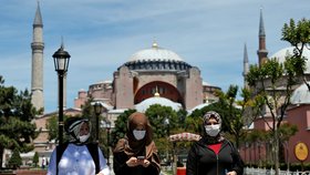 Turecký chrám Hagia Sofia, který slouží jako muzeum, se smí přeměnit na mešitu. (10.7.2020)