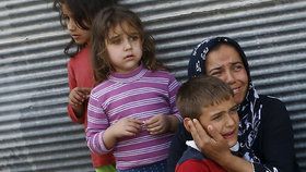 Uprchlický tábor hrůzy: Uklízeč znásilňoval děti, dal jim za to 12 Kč
