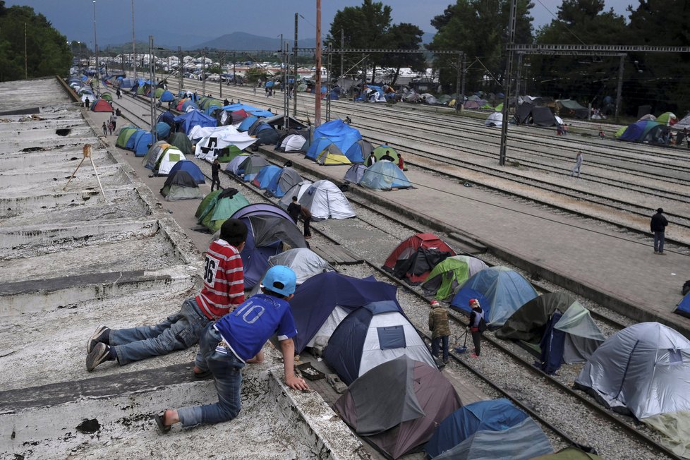 Uprchlíci jsou prý dehumanizováni a lidé je berou jako nebezpečnou vlnu a ne jako lidi.