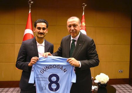 Ilkay Gündogan s tureckým prezidentem Erdoğanem.