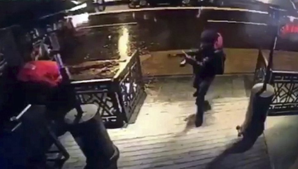 Noční klub Reina, ve kterém se při novoročních oslavách odehrál teroristický útok