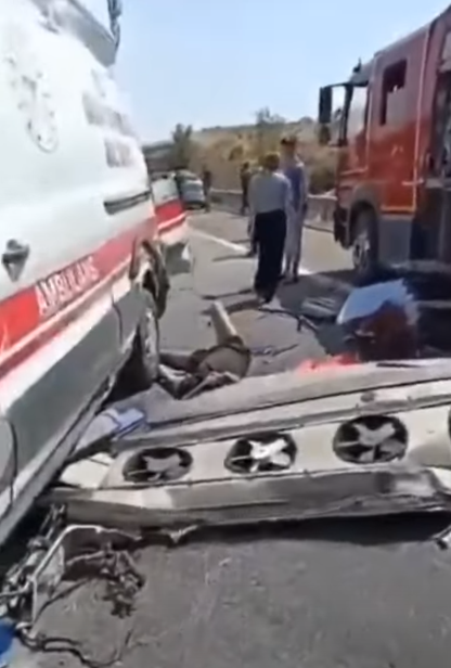 V Turecku narazil autobus do sanitky, nehoda má nejméně 16 obětí